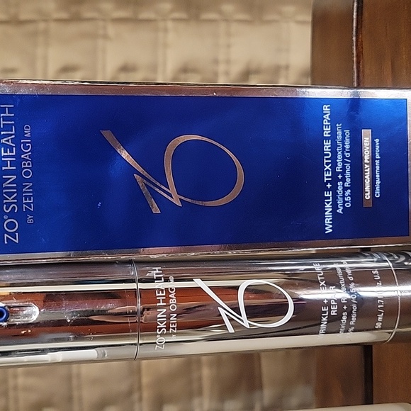 Bundle products - dermalogica Better Not Younger  Iris& Romeo ZOSkin - Picture 5 of 6